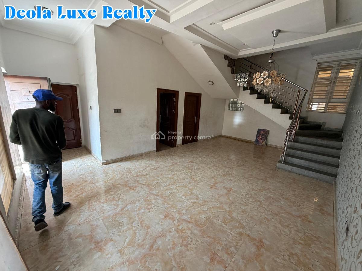 a 4 Bedroom Semi Detached Duplex, Off Spg Road, Ologolo, Lekki, Lagos, Semi-detached Duplex for Rent