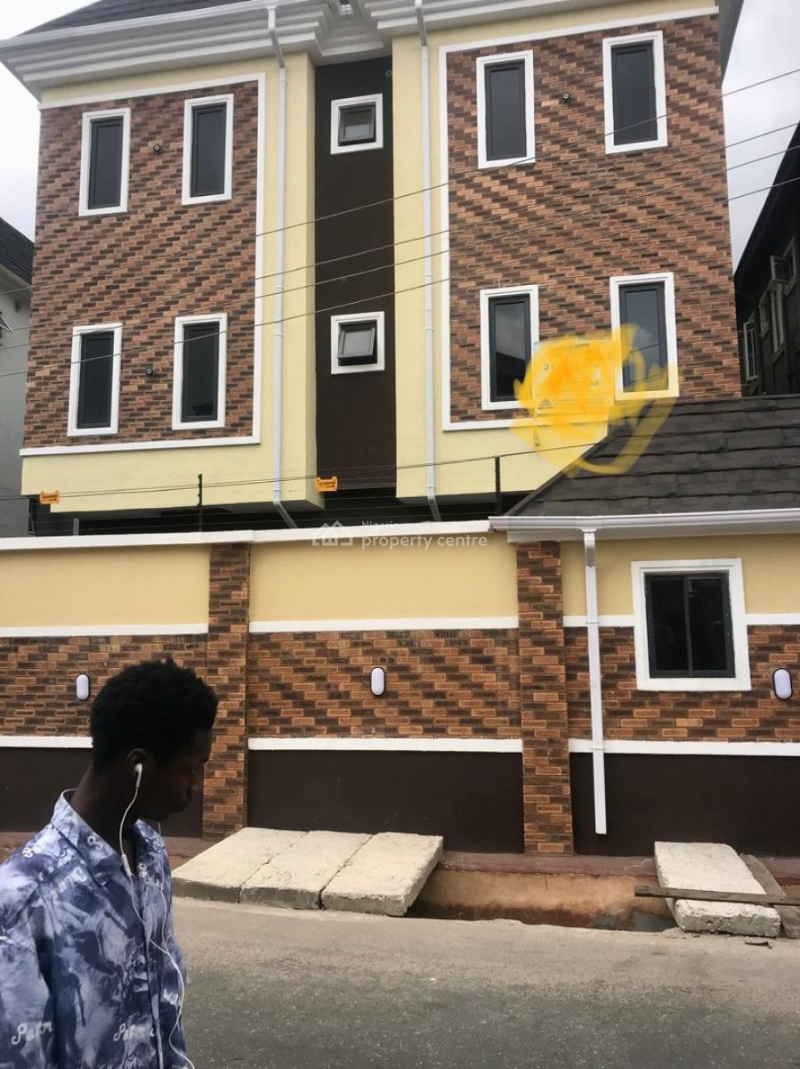 Newly Built 2 Bedroom Flat with All Rooms En-suite, Fakorede Street, Shomolu, Lagos, Flat / Apartment for Rent