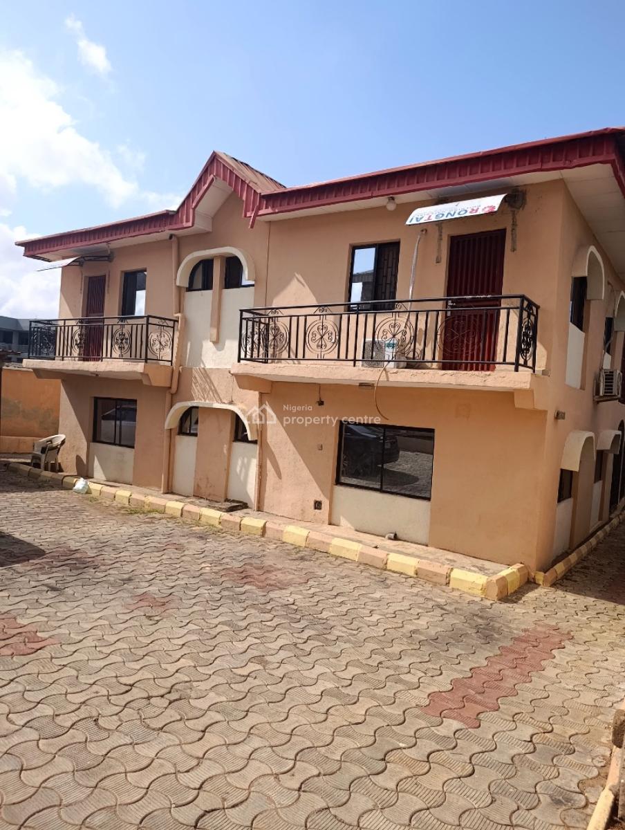 3 Bedroom Flat in a 4 Flat Second House to The Main Road, Welfare Hospital Area, Old Ife Road, Alakia, Ibadan, Oyo, Semi-detached Bungalow for Rent