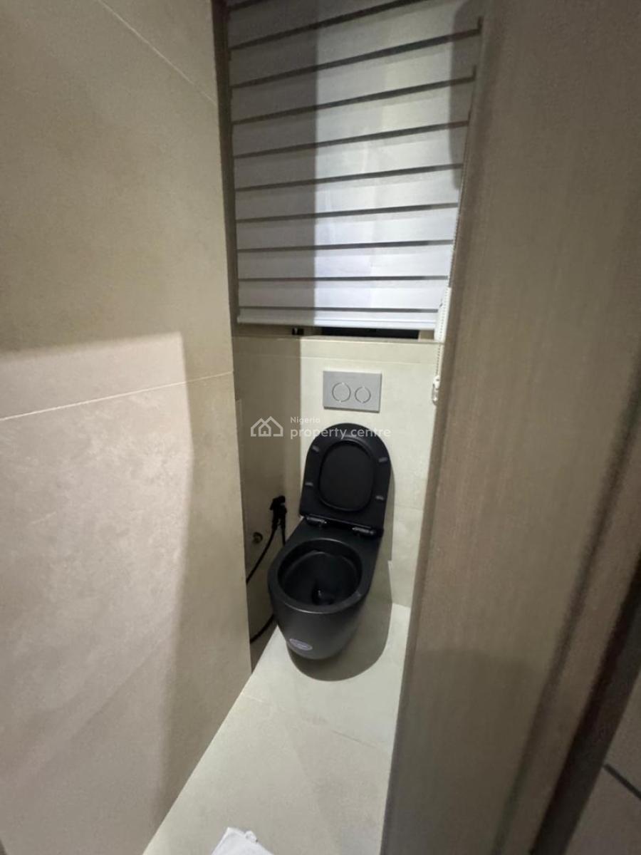 Luxury 2bedroom Maisonette Available, Richmond Pearl Estate, Lekki Phase 1, Lekki, Lagos, Detached Bungalow Short Let