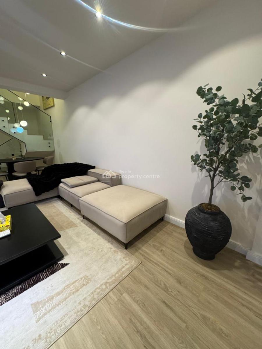 Luxury 2bedroom Maisonette Available, Richmond Pearl Estate, Lekki Phase 1, Lekki, Lagos, Detached Bungalow Short Let