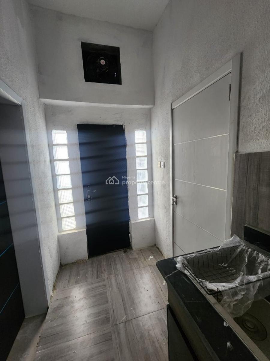 a Room Self Contain, Lekki Phase 1, Lekki, Lagos, Self Contain (single Rooms) for Rent