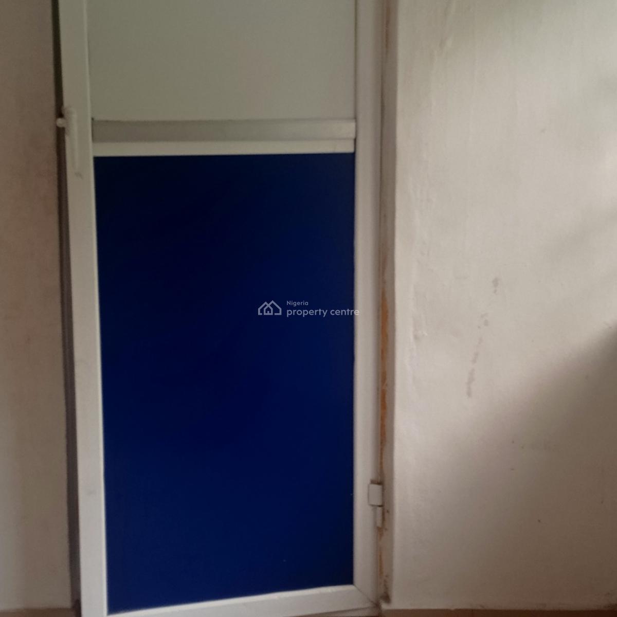 Spacious Mini Flat ( Ensuit), Marshyhill Estate  Along Ado Road, Ajah, Lagos, Mini Flat (room and Parlour) for Rent