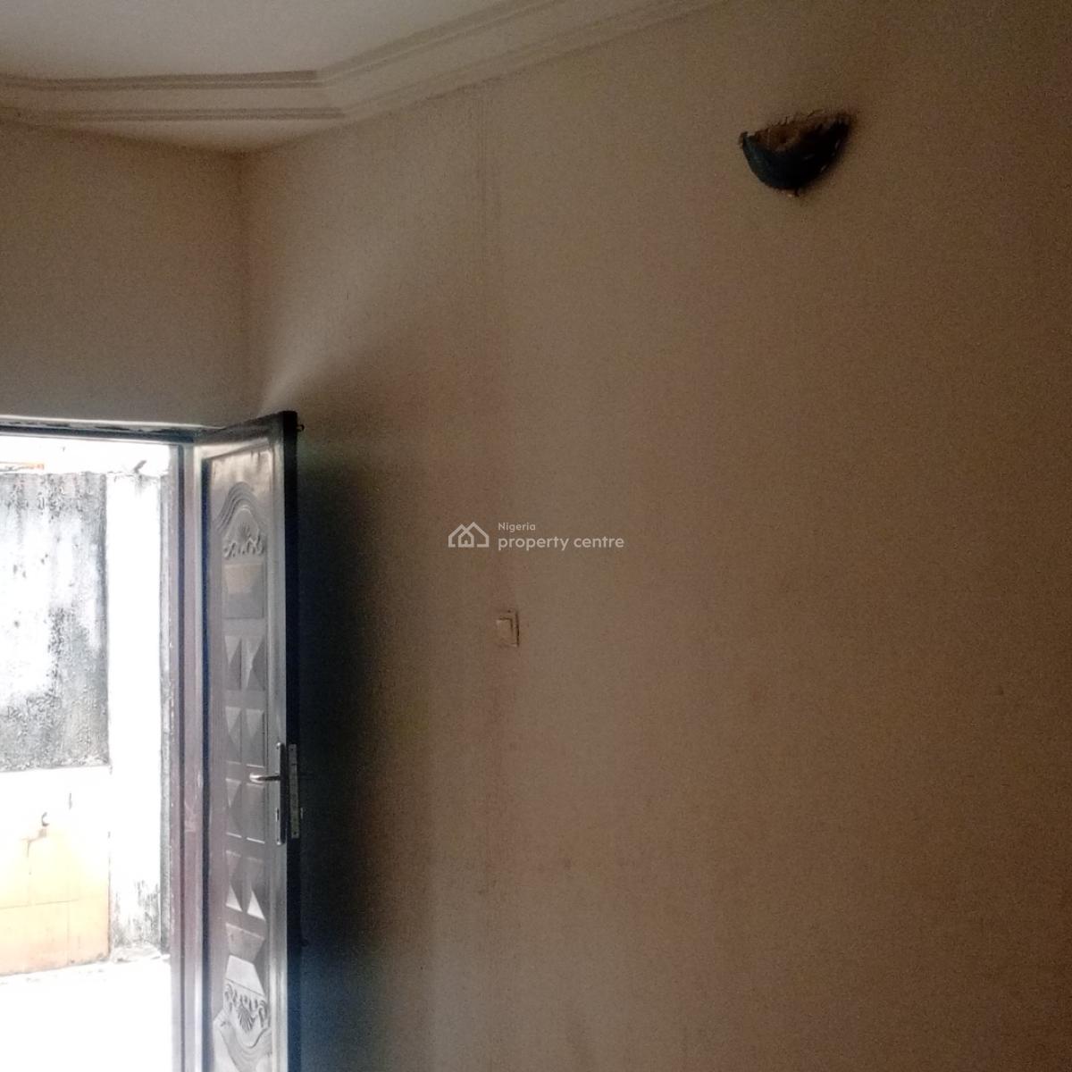 Spacious Mini Flat ( Ensuit), Marshyhill Estate  Along Ado Road, Ajah, Lagos, Mini Flat (room and Parlour) for Rent