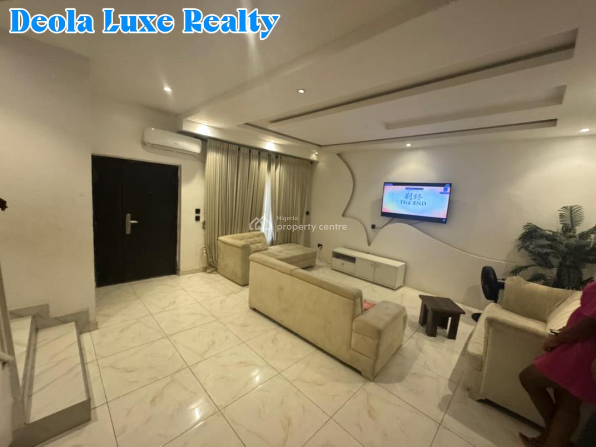 Distress Deal: 4 Bedrooms Terraced Corner Piece + Bq, First Serious Bu, Ikate, Lekki, Lagos, Terraced Duplex for Sale