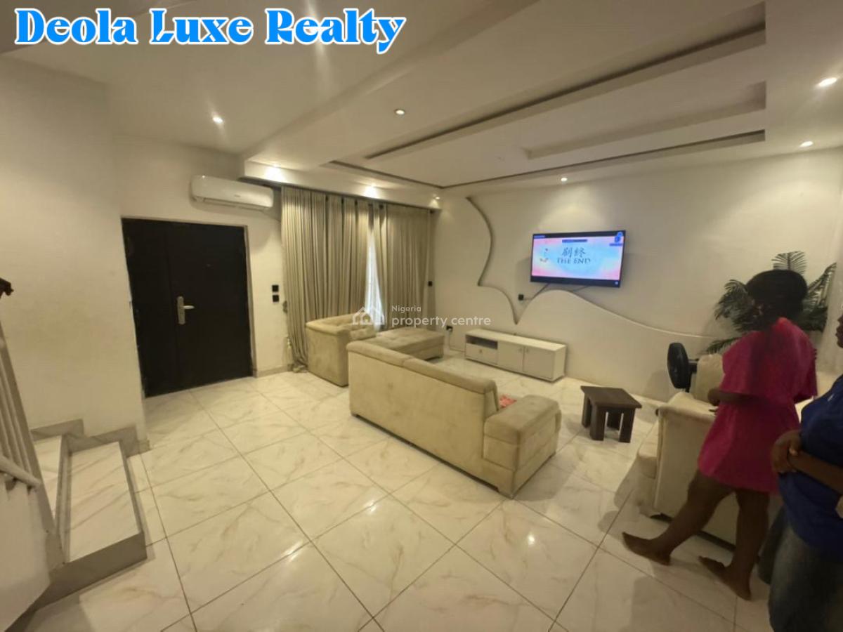 Distress Deal: 4 Bedrooms Terraced Corner Piece + Bq, First Serious Bu, Ikate, Lekki, Lagos, Terraced Duplex for Sale