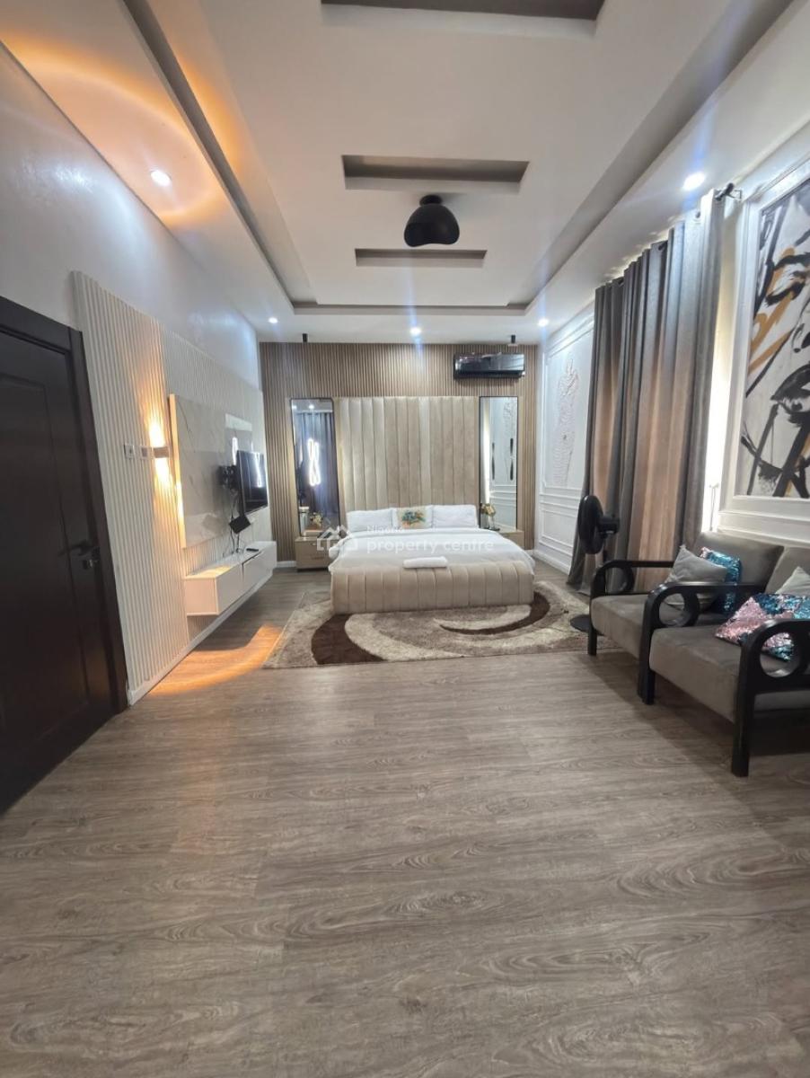 Fully Furnished Or Parlty Furnished 3 Bedroom En-suite Flat with Top-n, Lekki Phase 1, Lekki, Lagos, Flat / Apartment for Rent
