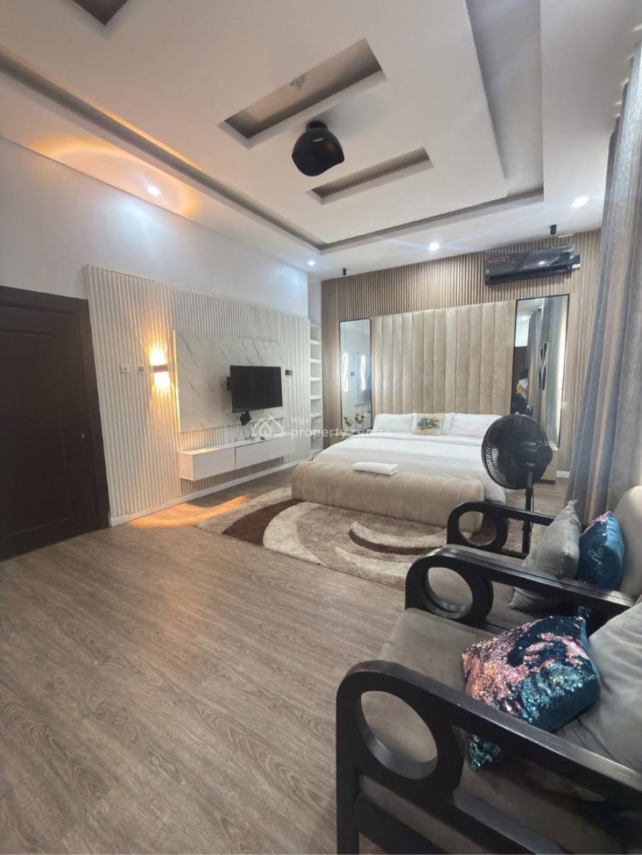 Fully Furnished Or Parlty Furnished 3 Bedroom En-suite Flat with Top-n, Lekki Phase 1, Lekki, Lagos, Flat / Apartment for Rent