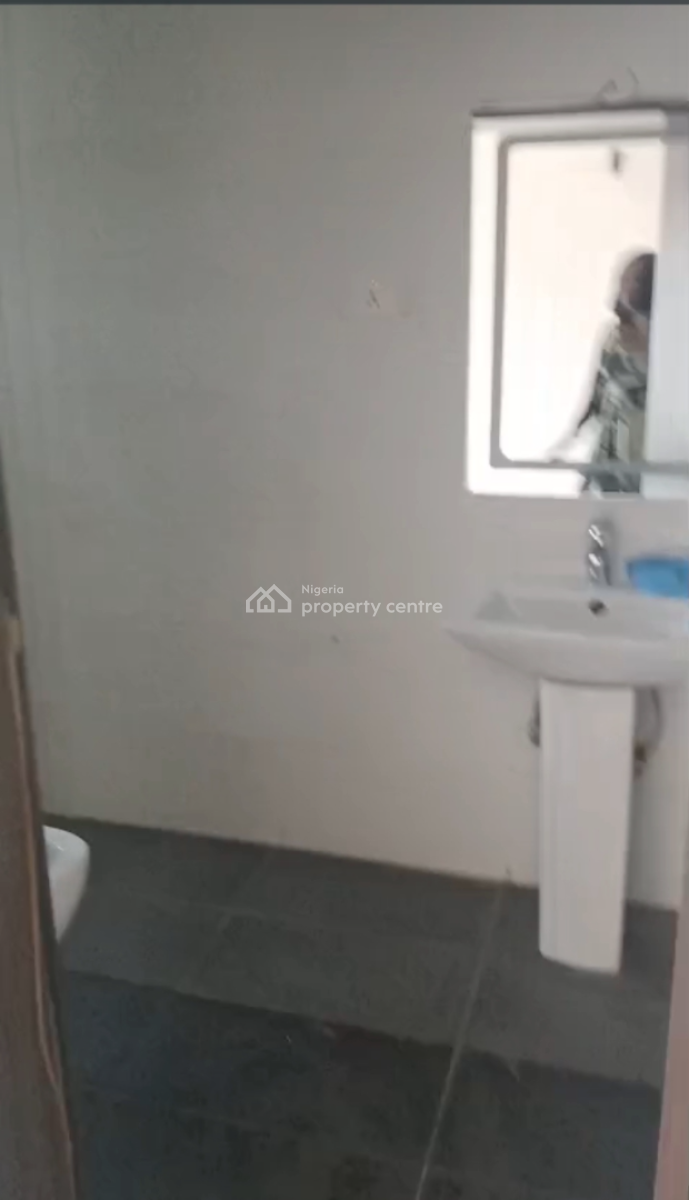 a Luxury 2 Bedrooms Flat in a Very Nice Estate on Fully Tarred Road., Katampe Extension, Katampe, Abuja, Flat / Apartment for Rent