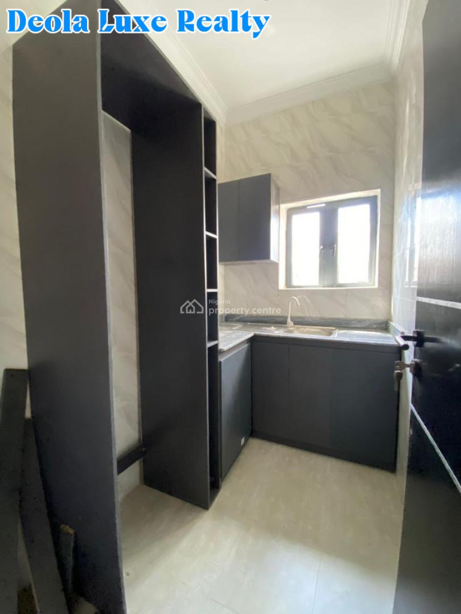 Multiple Units of 1 Bedroom Apartment Available, Ebute Metta West, Yaba, Lagos, Mini Flat (room and Parlour) for Rent