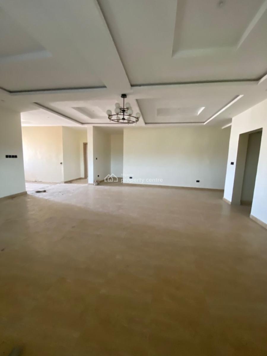 Nwely Built 5 Bedroom with a Room Bq in Well Secured Area, Lekki Phase 1, Lekki, Lagos, Flat / Apartment for Rent