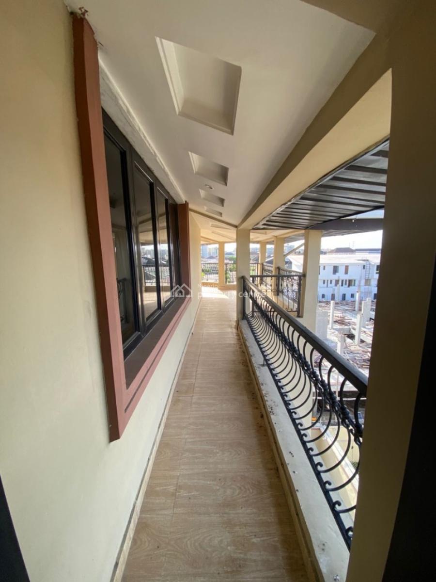Nwely Built 5 Bedroom with a Room Bq in Well Secured Area, Lekki Phase 1, Lekki, Lagos, Flat / Apartment for Rent