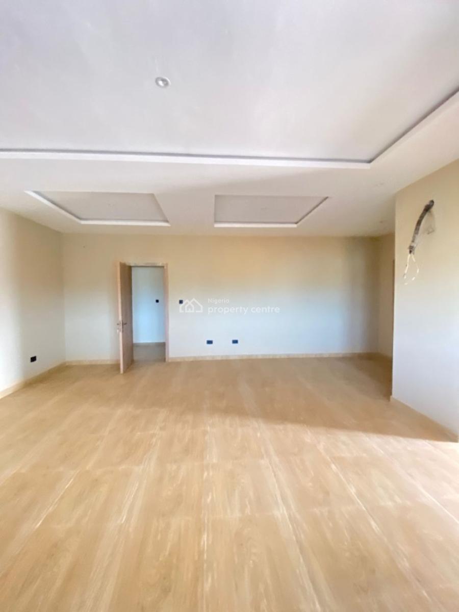 Nwely Built 5 Bedroom with a Room Bq in Well Secured Area, Lekki Phase 1, Lekki, Lagos, Flat / Apartment for Rent