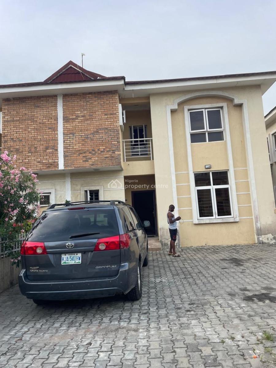 4 Bedrooms Semi Detached Plus Bq, Off Osapa After Pinnock Beach Estate, Lekki, Lagos, Semi-detached Duplex for Rent