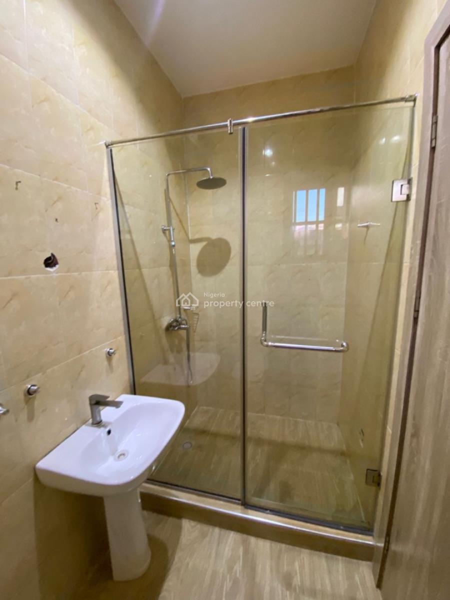 3 Bedroom Apartment, Lekki Phase 1, Lekki, Lagos, Flat / Apartment for Rent
