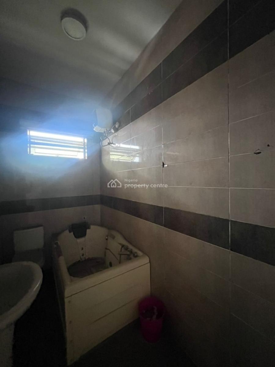 4 Bedroom Duplex with Bq in a Secured Estate, Secured Estate, Osapa, Lekki, Lagos, Flat / Apartment for Rent