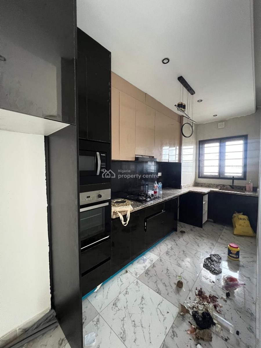 2 Bedroom Apartment, Ologolo, Lekki, Lagos, Flat / Apartment for Rent