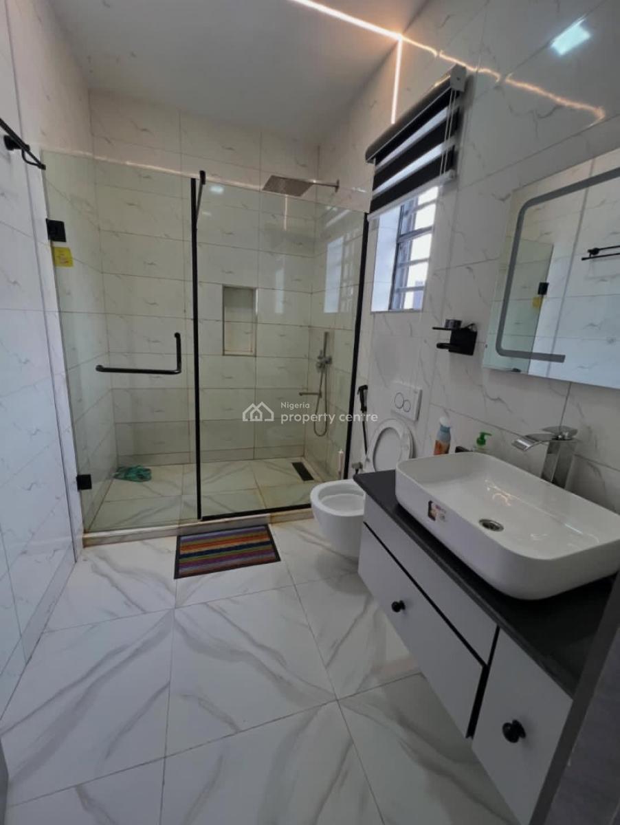 Tastefully Furnished and Serviced with 24/7 Power Supply 2 Bedroom En-, Lekki Phase 1, Lekki, Lagos, Flat / Apartment for Rent