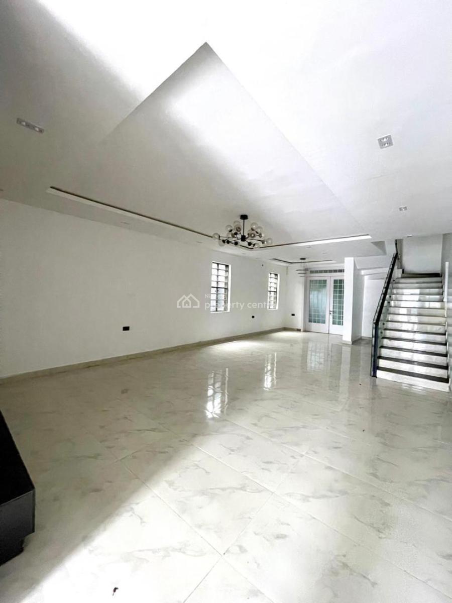 Modestly Finished 5 Bedroom Fully Detached Duplex with Bq, Ologolo, Lekki, Lagos, Detached Duplex for Sale