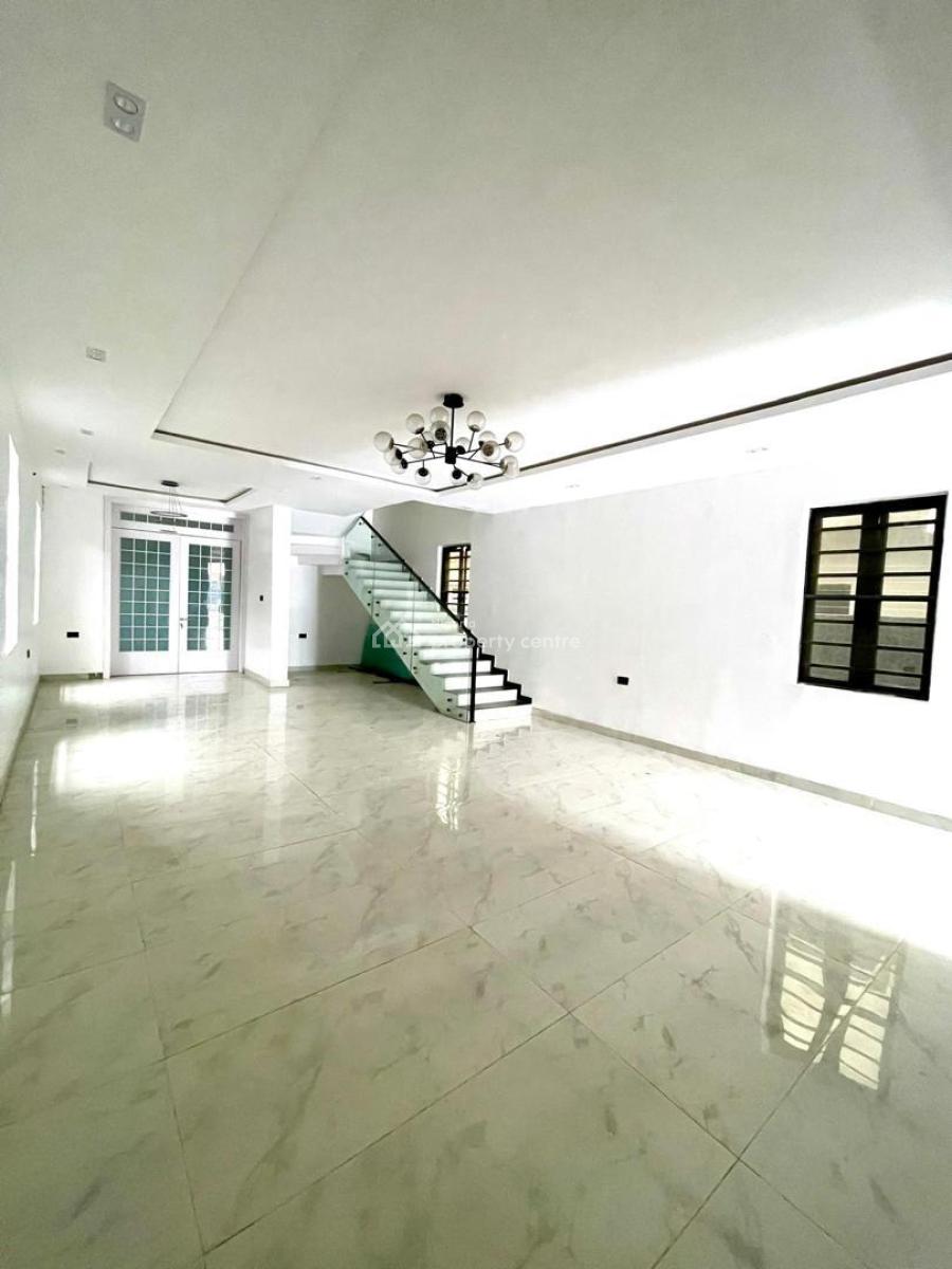 Modestly Finished 5 Bedroom Fully Detached Duplex with Bq, Ologolo, Lekki, Lagos, Detached Duplex for Sale