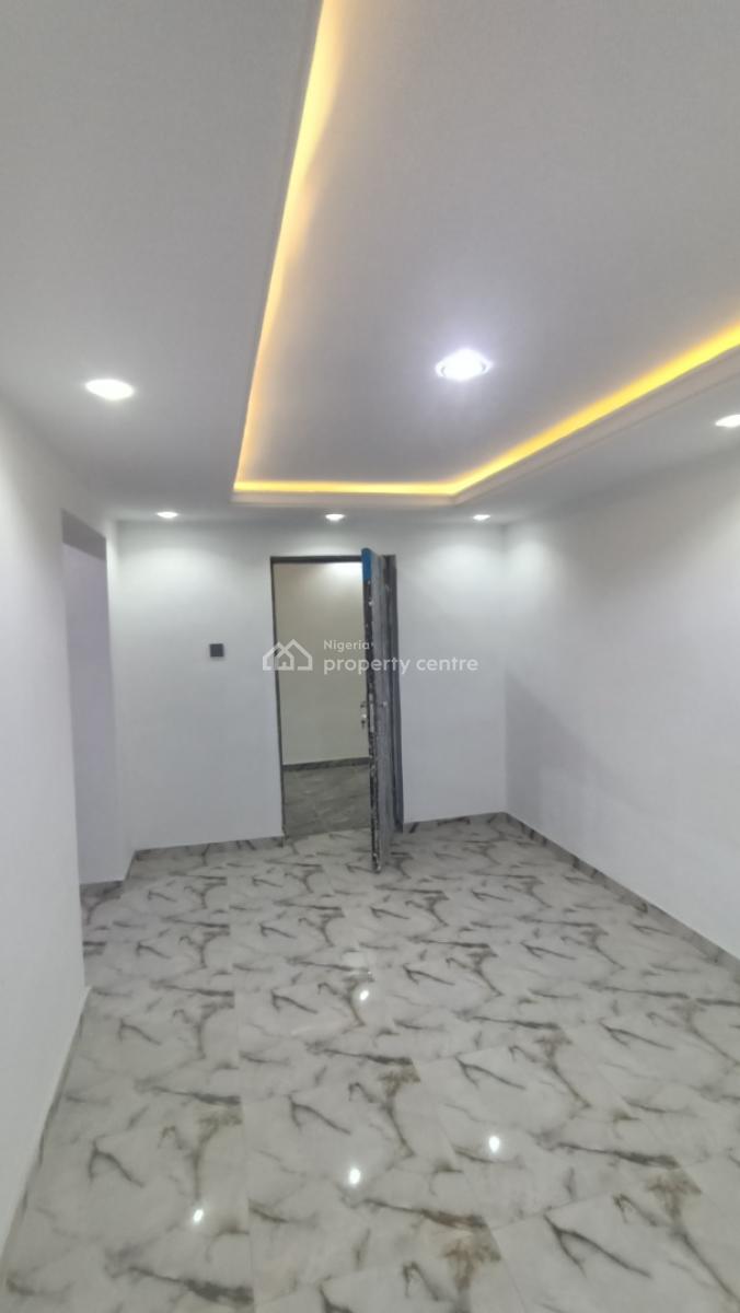 Standard One Bedroom Flat with 2 Toilets and Bathrooms, Oshunketan Street Off Solomon Street, Alapere, Ketu, Lagos, Mini Flat (room and Parlour) for Rent