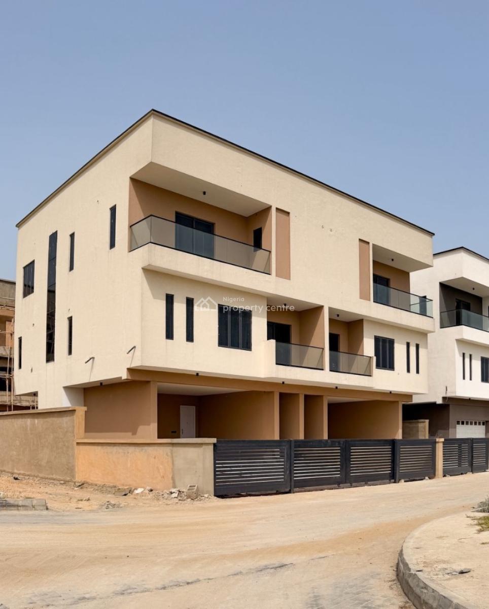 4 Bedroom Semi Detached, Lekki Phase 1, Lekki, Lagos, Semi-detached Duplex for Sale