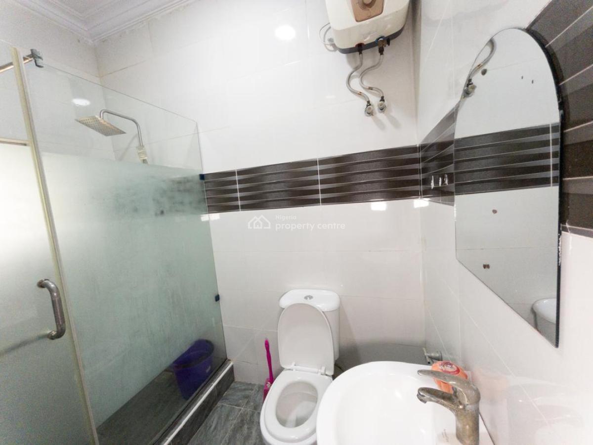 Lovely and Spacious 3 Bedroom Apartment, Sangotedo, Ajah, Lagos, Flat / Apartment for Rent