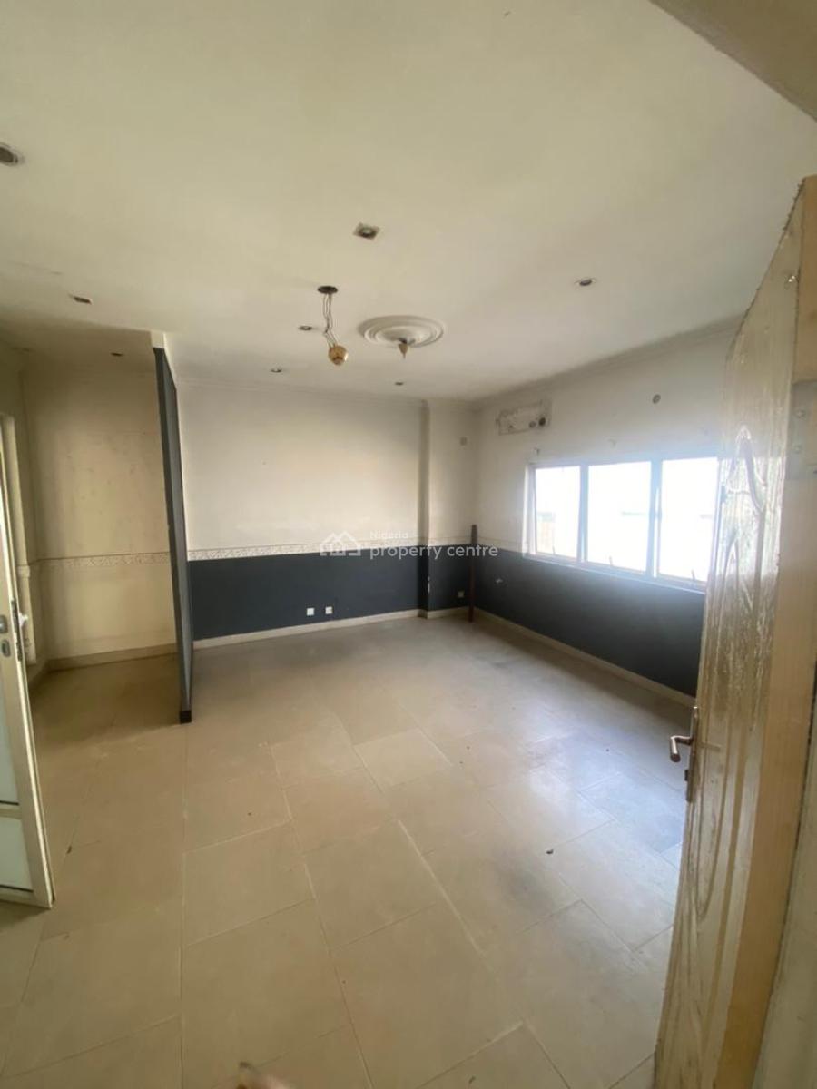 Well Situtated Office Space, Victoria Island (vi), Lagos, Office Space for Rent