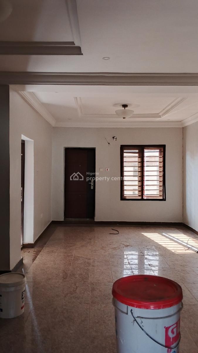 Luxury 3bedroom Flat with Bq, Durosimi Ettim Street, Lekki Phase 1, Lekki, Lagos, Flat / Apartment for Rent