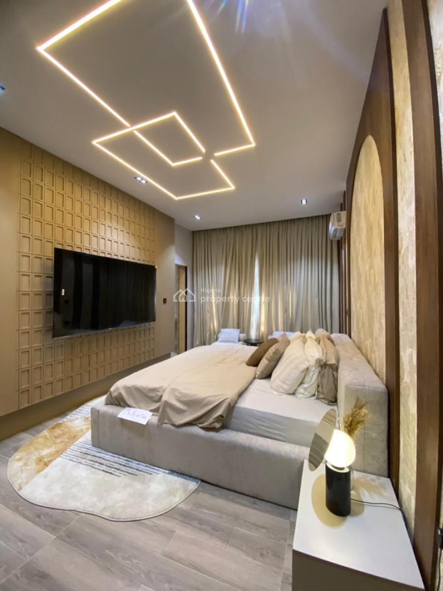 Newly Built, Luxurious 2 Bedroom Apartment in a Secured Estate., Freedom Way, Lekki Phase 1, Lekki, Lagos, Flat / Apartment for Sale