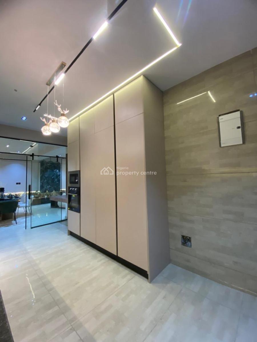 Newly Built, Luxurious 2 Bedroom Apartment in a Secured Estate., Freedom Way, Lekki Phase 1, Lekki, Lagos, Flat / Apartment for Sale