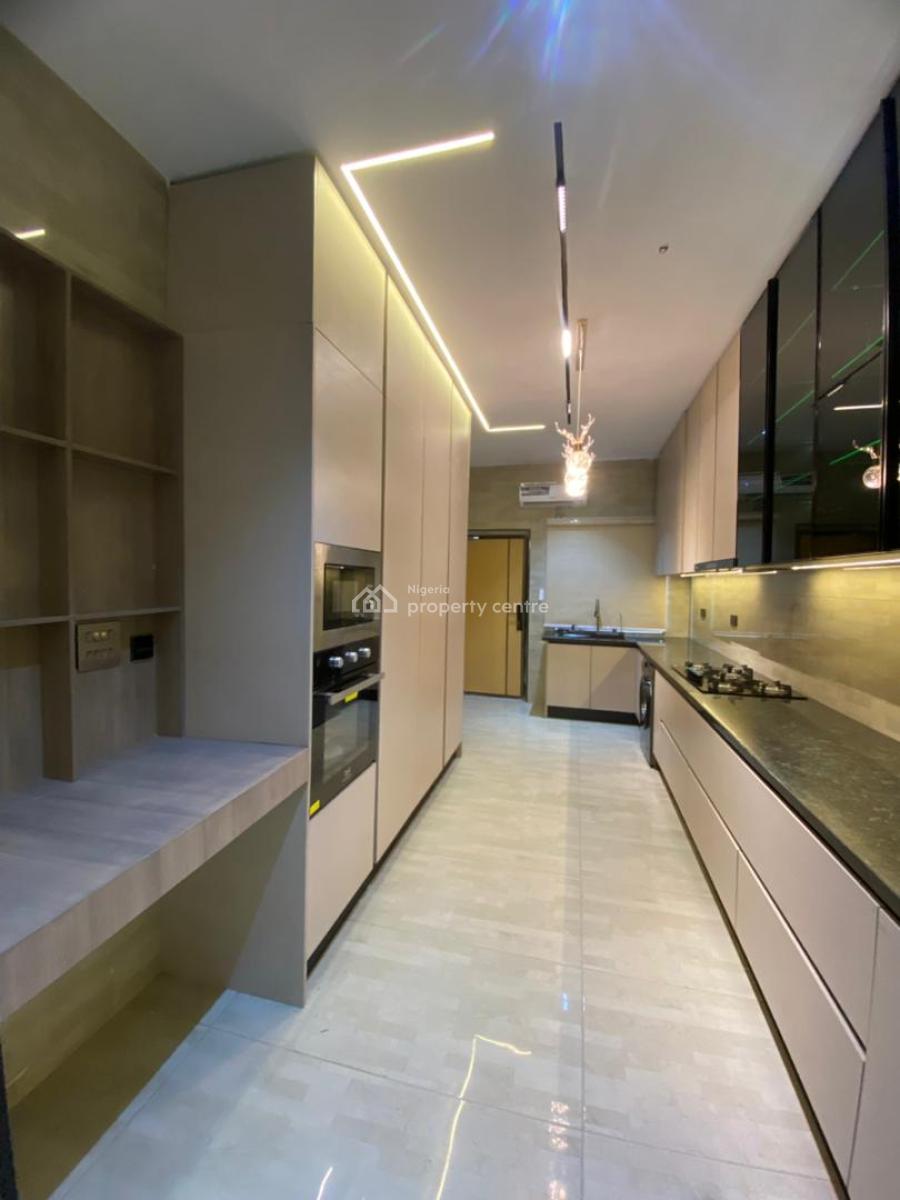 Newly Built, Luxurious 2 Bedroom Apartment in a Secured Estate., Freedom Way, Lekki Phase 1, Lekki, Lagos, Flat / Apartment for Sale