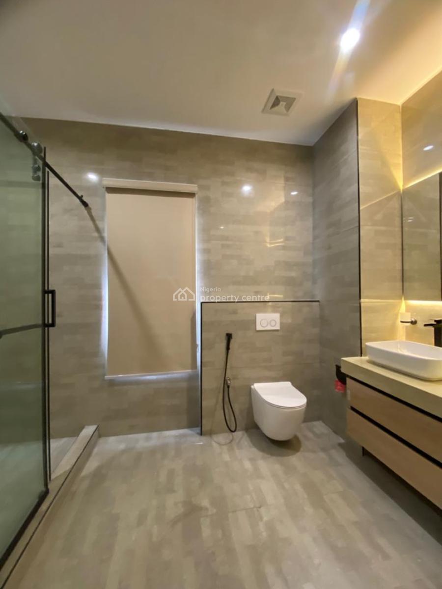 Newly Built, Luxurious 2 Bedroom Apartment in a Secured Estate., Freedom Way, Lekki Phase 1, Lekki, Lagos, Flat / Apartment for Sale