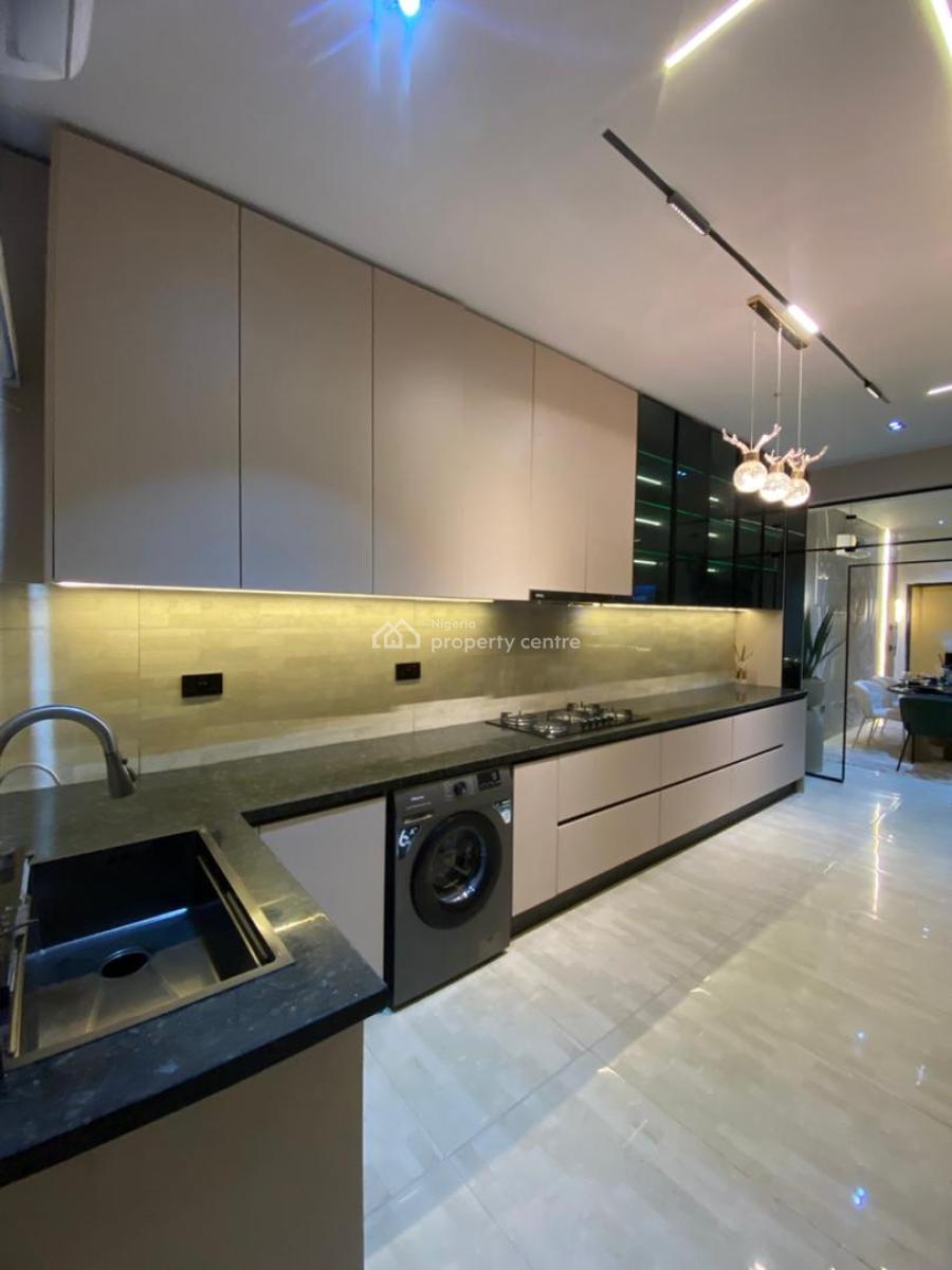 Newly Built, Luxurious 2 Bedroom Apartment in a Secured Estate., Freedom Way, Lekki Phase 1, Lekki, Lagos, Flat / Apartment for Sale