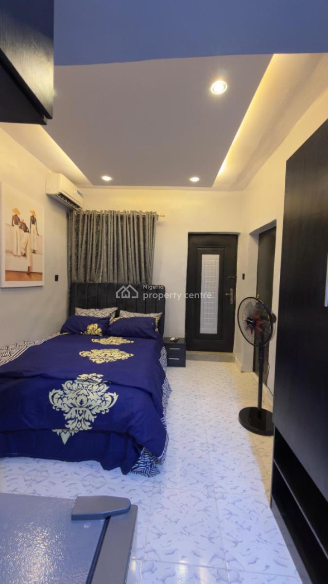 Beautiful 2 Bedroom Apartment, Ilupeju Yaba Lagos, Yaba, Lagos, Flat / Apartment Short Let