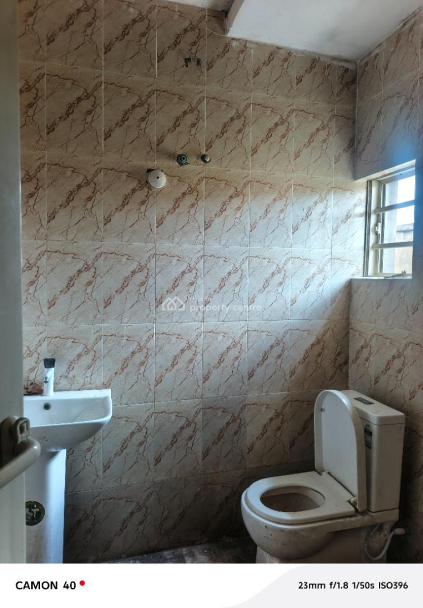 Spacious 2 Bedroom Flat, Badore, Ajah, Lagos, Flat / Apartment for Rent