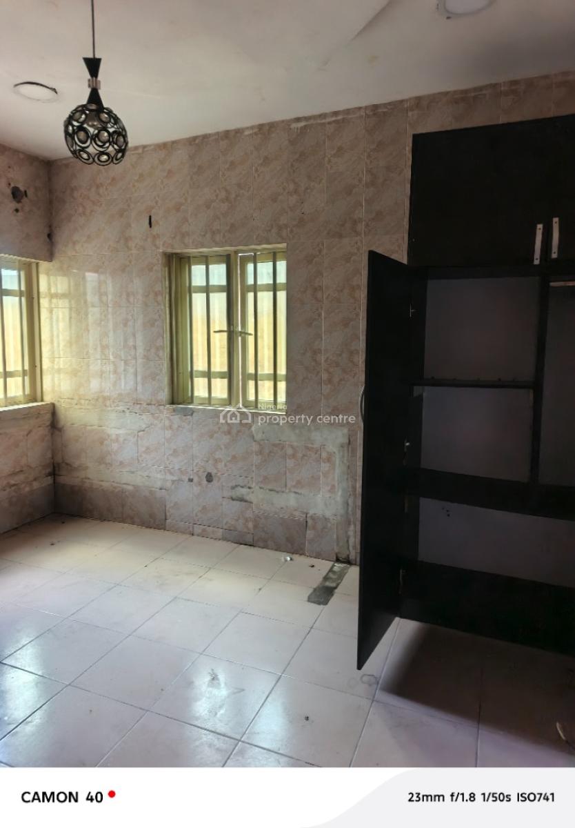 Spacious 2 Bedroom Flat, Badore, Ajah, Lagos, Flat / Apartment for Rent