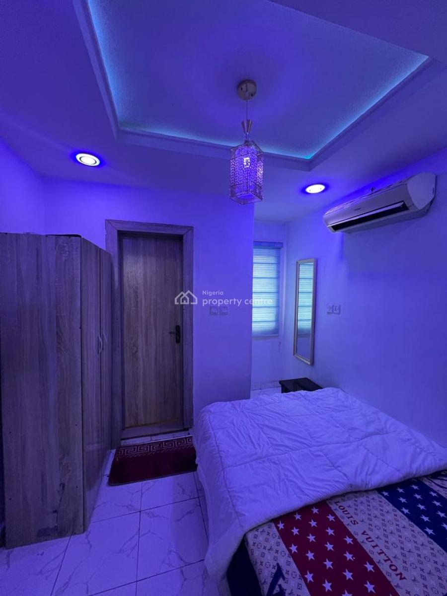 1 Bedroom Fully Serviced Apartments, Ogunlana Drive, Surulere, Lagos, Mini Flat (room and Parlour) Short Let