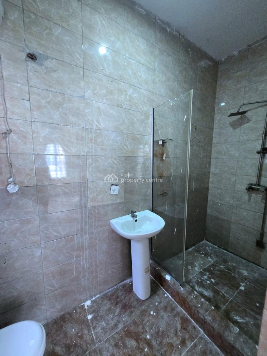 3-bedroom Apartment, Osapa, Lekki, Lagos, Flat / Apartment for Rent