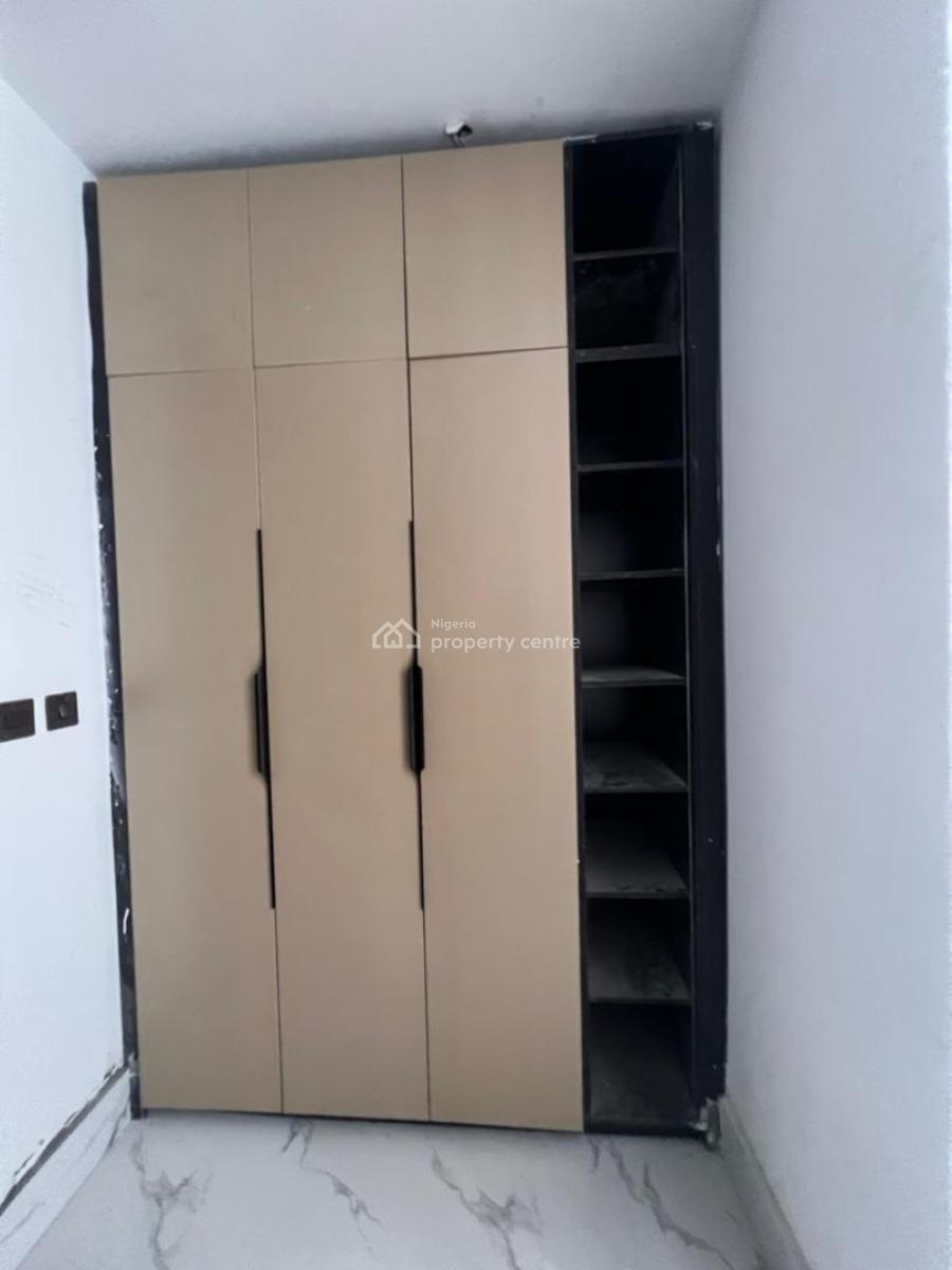 Luxury 4-bedroom Maisonettes with a Room Bq Each, Swimming Pool and Gym, Banana Island, Ikoyi, Lagos, Flat / Apartment for Rent