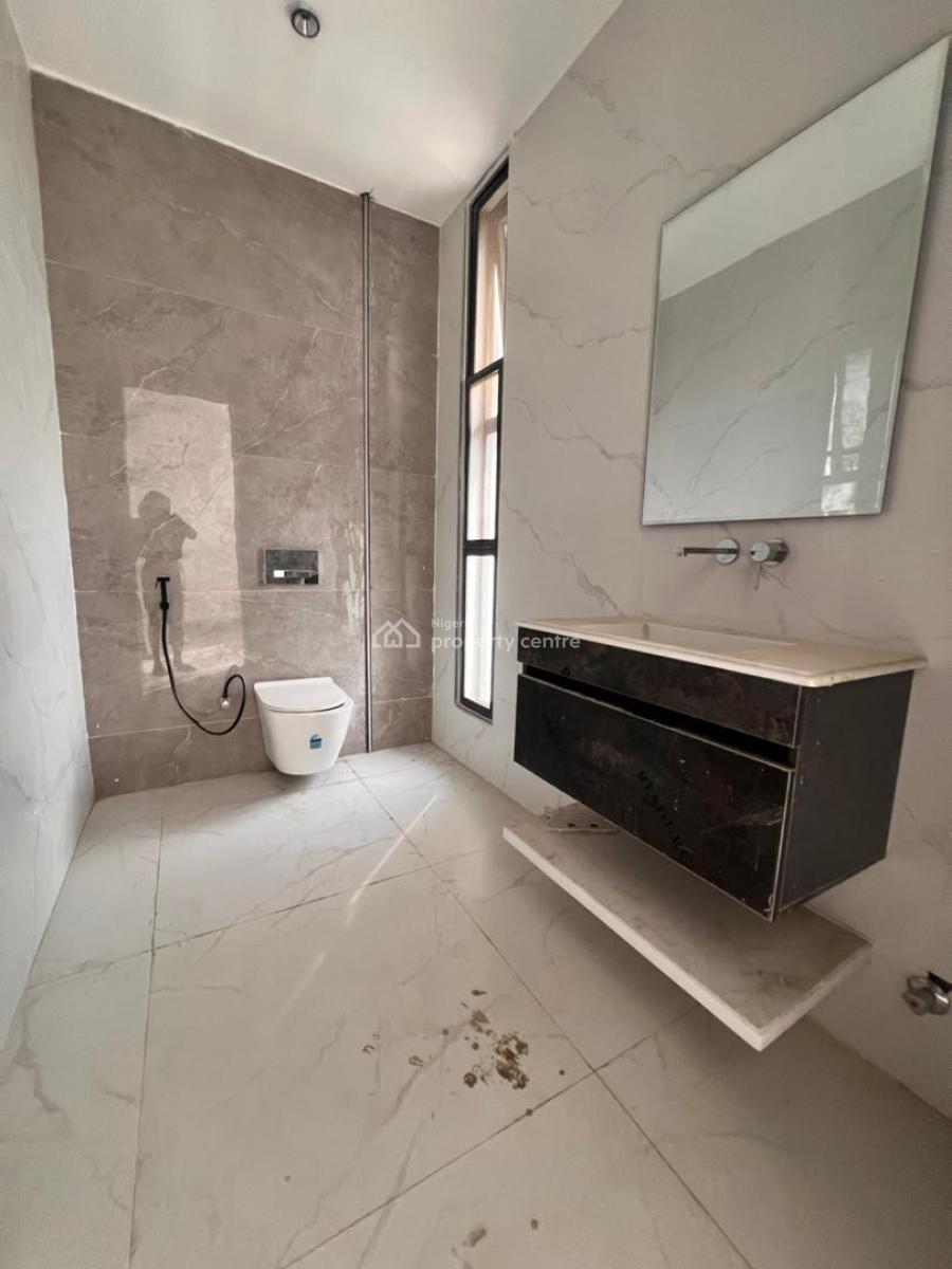 Luxury 4-bedroom Maisonettes with a Room Bq Each, Swimming Pool and Gym, Banana Island, Ikoyi, Lagos, Flat / Apartment for Rent