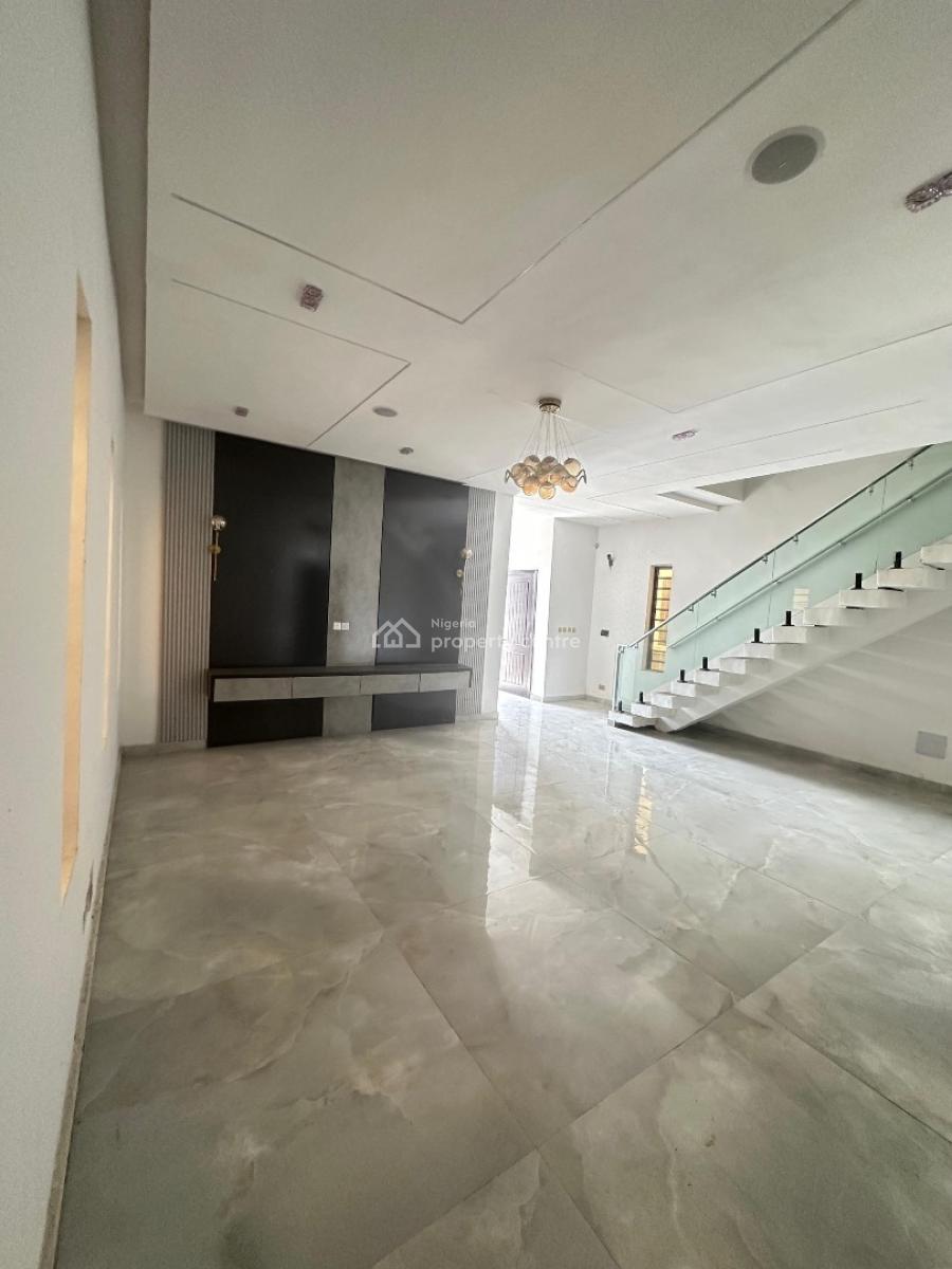 5 Bedroom Semi-detached Duplex with a Room Bq, Osapa, Lekki, Lagos, Semi-detached Duplex for Sale