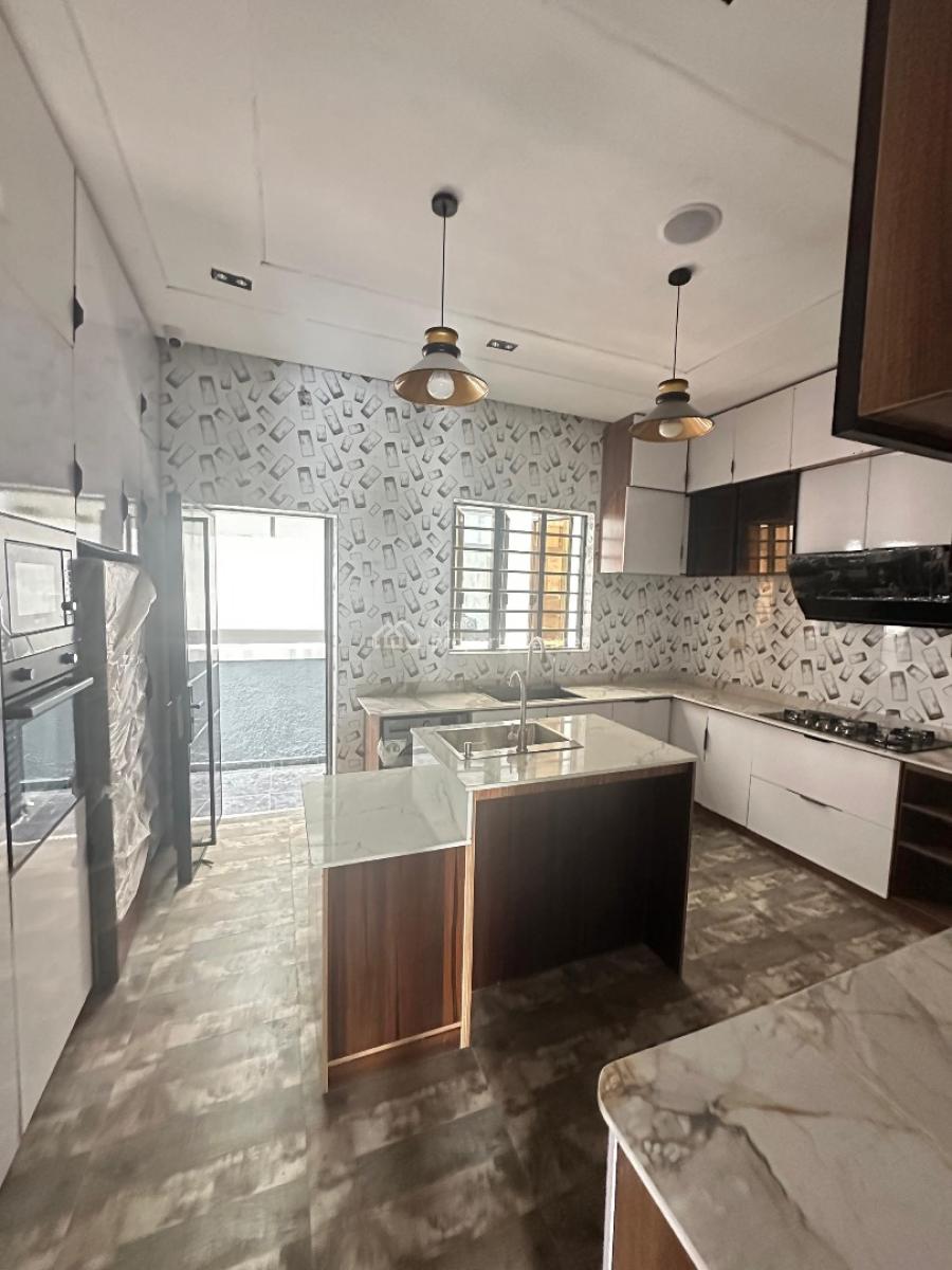 5 Bedroom Semi-detached Duplex with a Room Bq, Osapa, Lekki, Lagos, Semi-detached Duplex for Sale