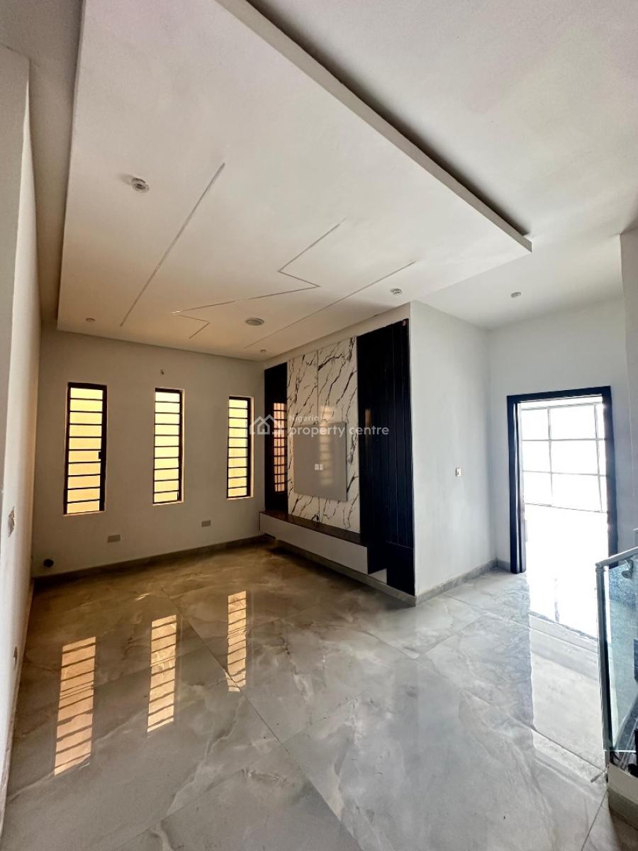 5 Bedroom Semi-detached Duplex with a Room Bq, Osapa, Lekki, Lagos, Semi-detached Duplex for Sale
