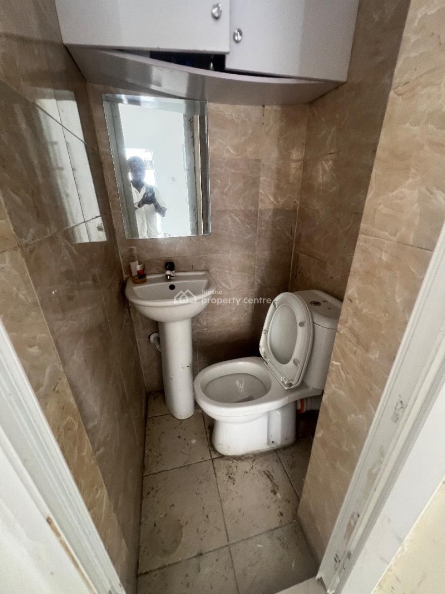 Shop/ Office Space, Off Admiralty Way Lekki Phase 1, Lekki, Lagos, Office Space for Rent