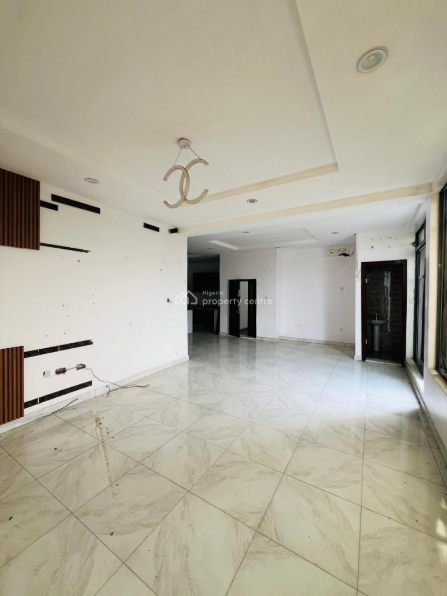 Clean 3 Bedroom Penthouse in a Secured Estate, Ologolo, Lekki, Lagos, Flat / Apartment for Rent