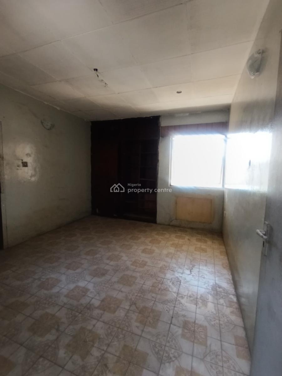 Spacious 4-bedroom Duplex, Off Awolowo Way, Ikeja, Lagos, House for Rent