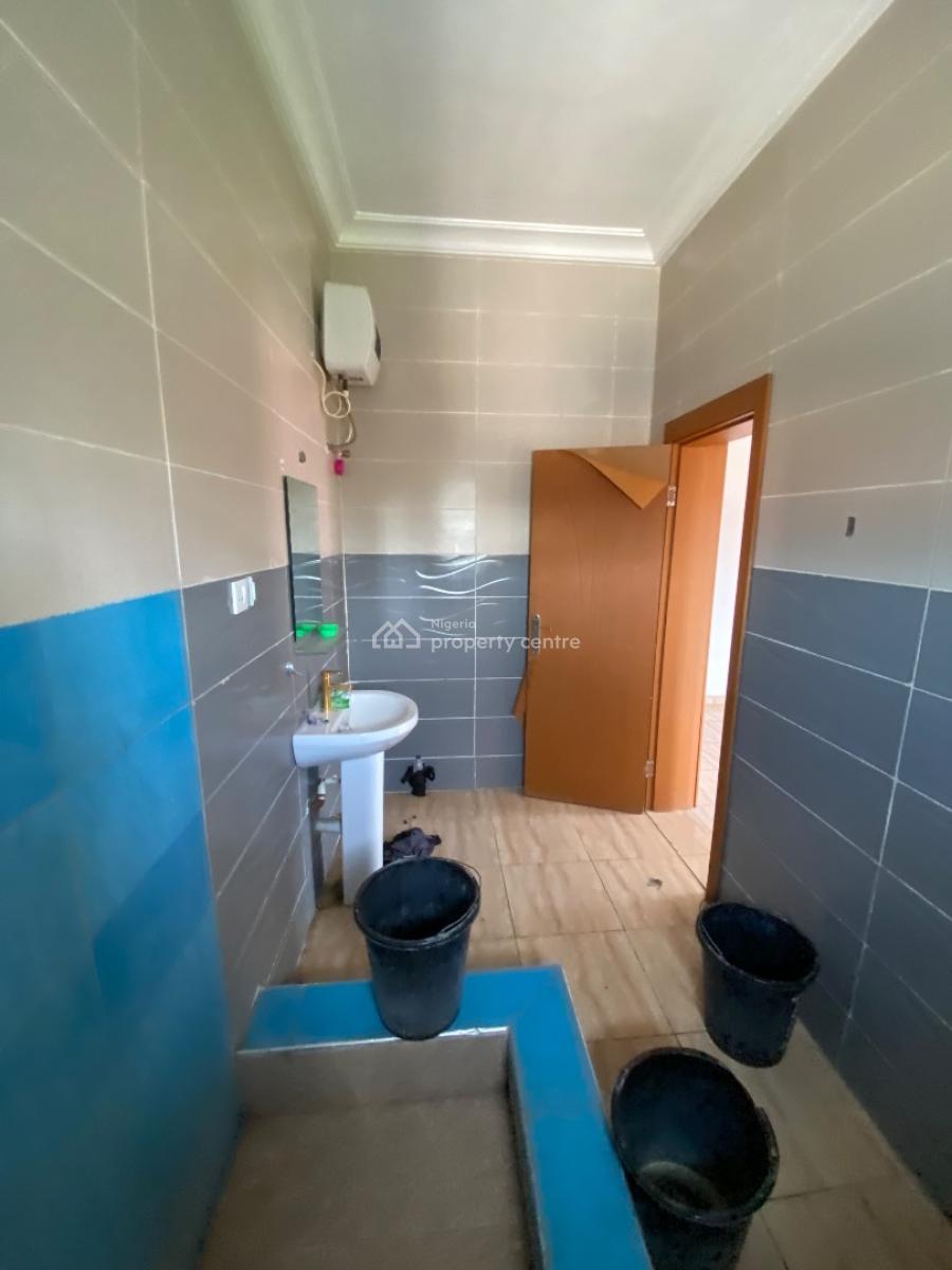 2 Bedroom Apartment, Ikota, Lekki, Lagos, Flat / Apartment for Rent