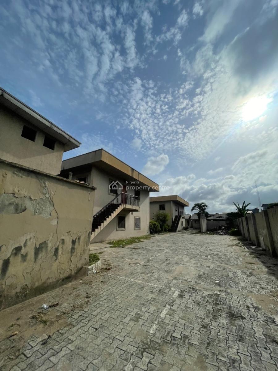 Luxury and Spacious 8-units Apartment for Commercial., Victoria Island (vi), Lagos, Office Space for Rent