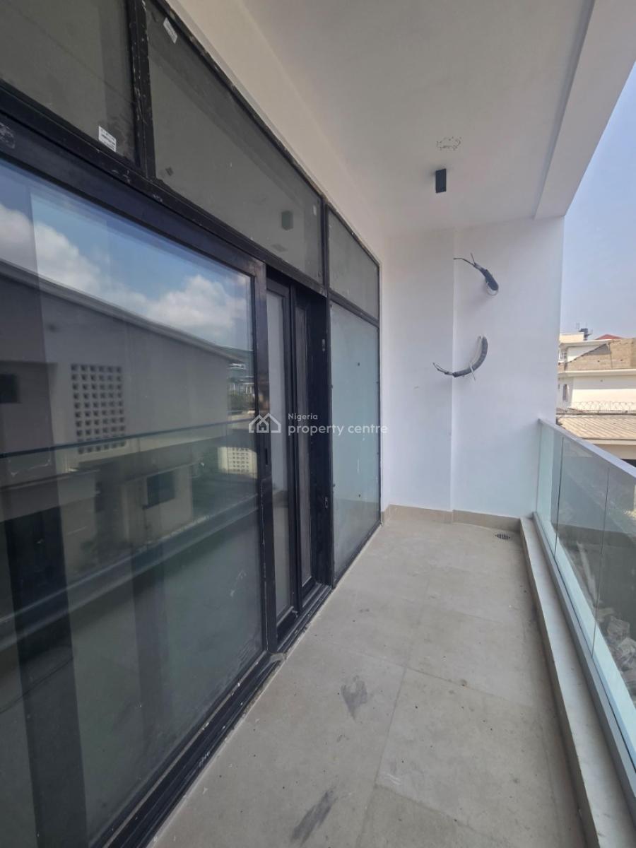 Elegant 3 Bedroom Apartment +gym, Pool & Elevator, Lekki Phase 1, Lekki, Lagos, Flat / Apartment for Sale